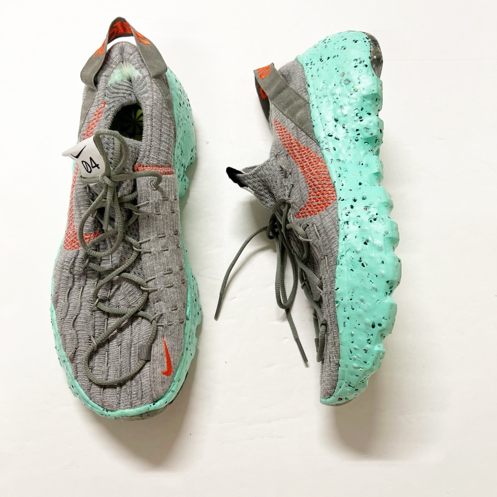 Nike Mens Gray Space Hippie 04 Green Glow Lace Up Recycled Sole Sneaker Size 10
